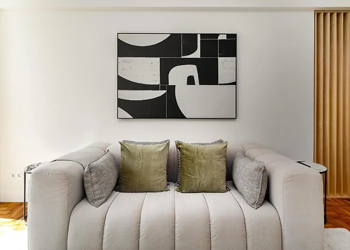 Whome Modern & Elegant Apartment In Central Lisbon